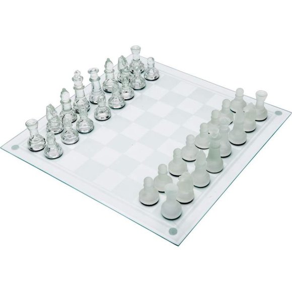 33 piece Glass Chess Set - Popular gift item - Picture 5 of 5